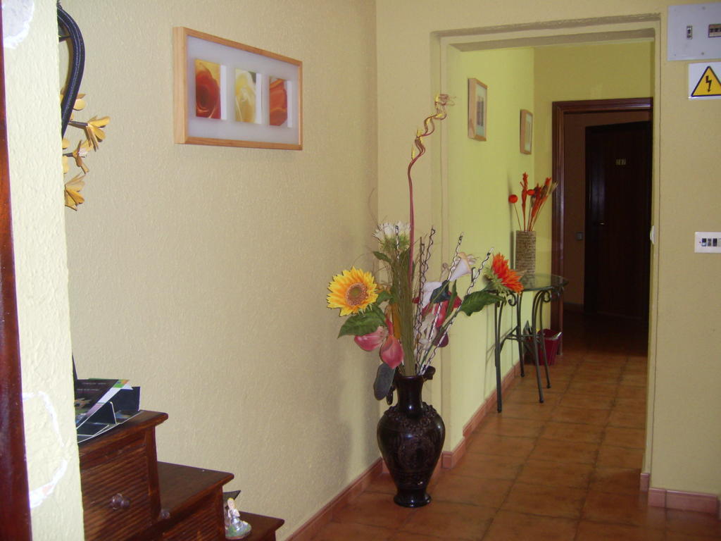 Pensión Cangas de Onis Hotel Siero Exterior foto